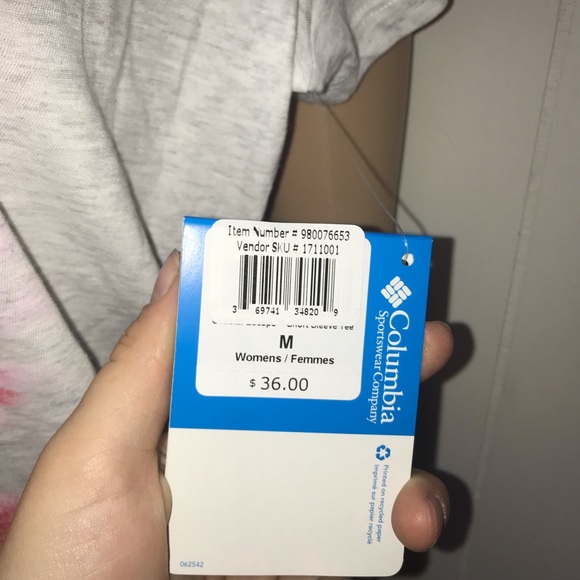 Women’s Columbia T-shirt size medium NWT - Picture 4 of 8